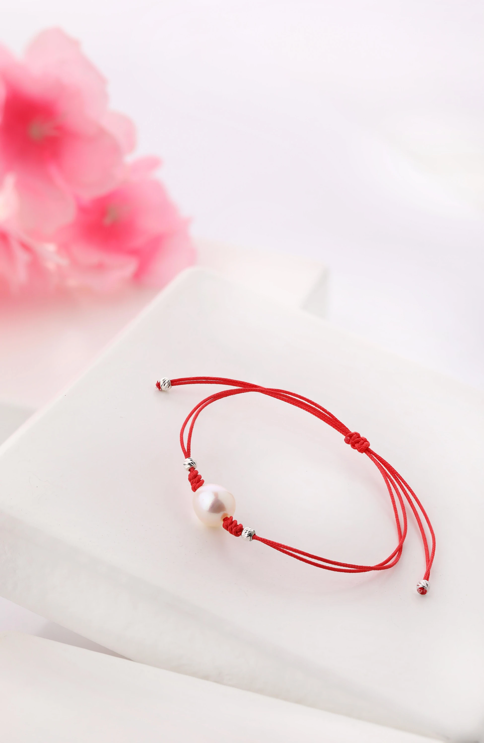 Düğüm Detaylı İnci Bileklik