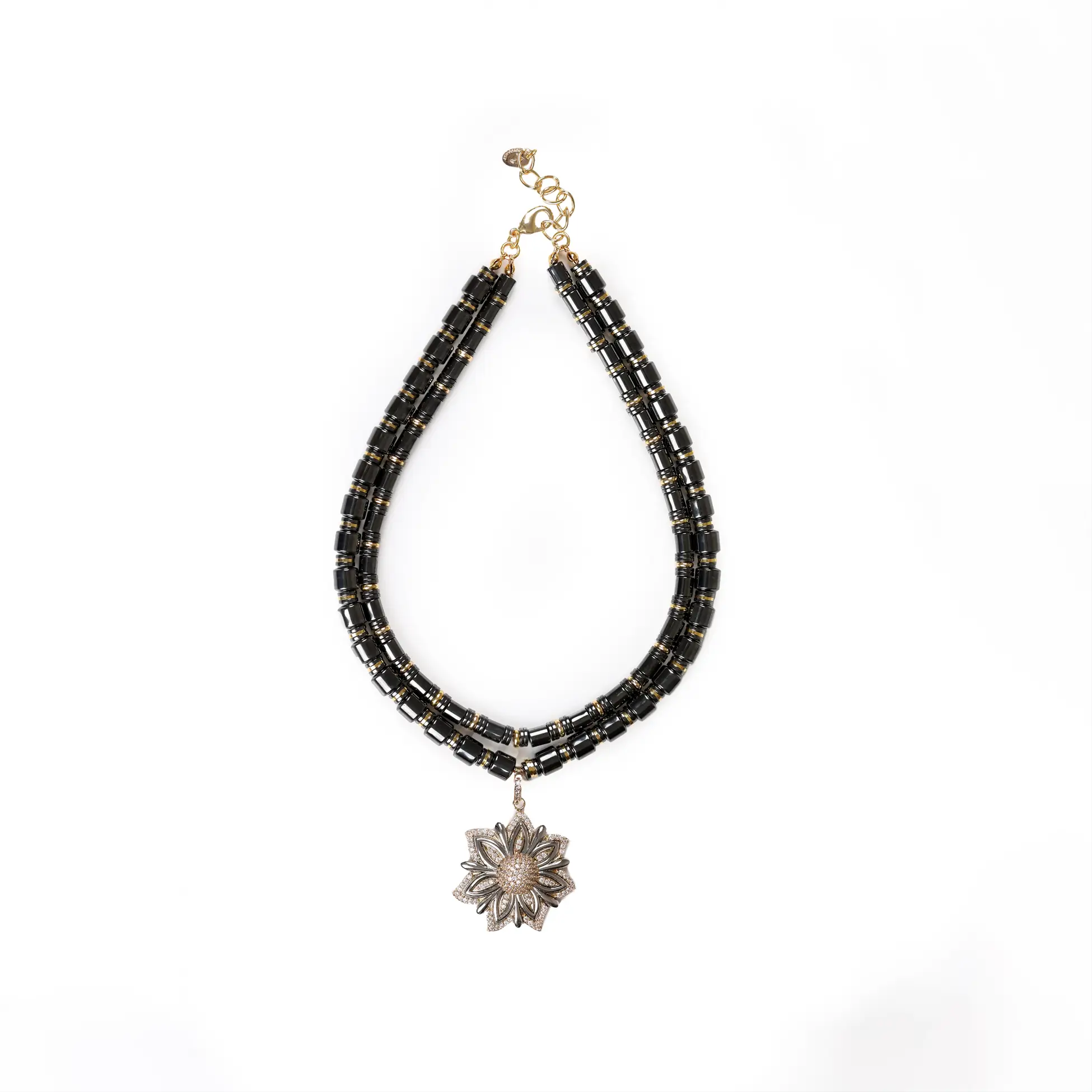 Hematit Taşı Lotus Kolye