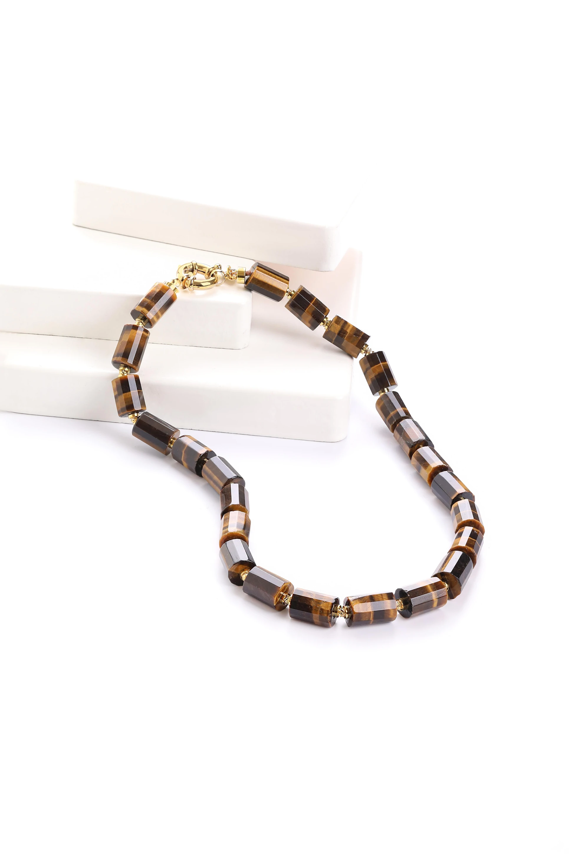 Kaplan Gözü Taşı Kolye