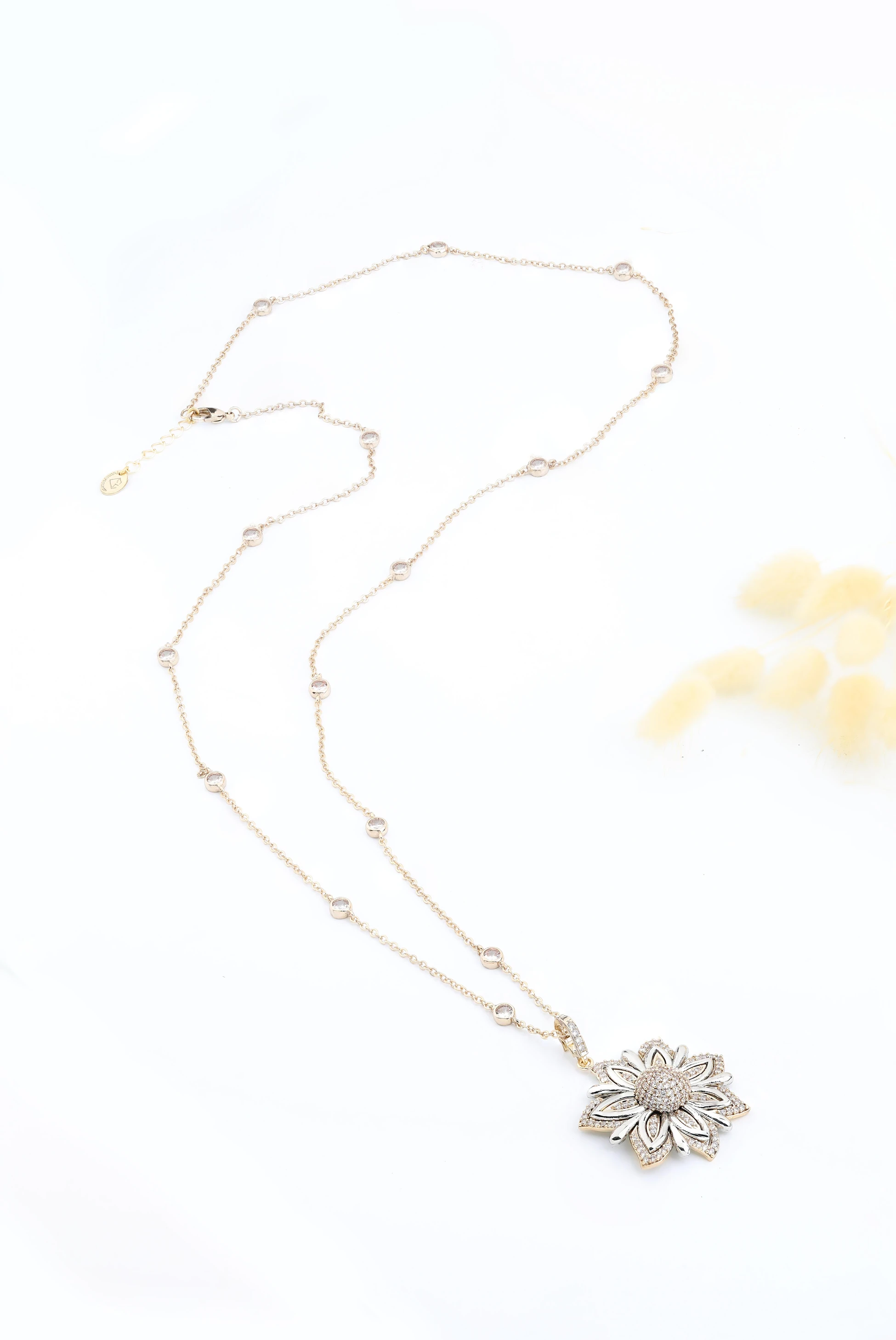 Lotus Çiçeği Uçlu Tiffany Zincir Kolye