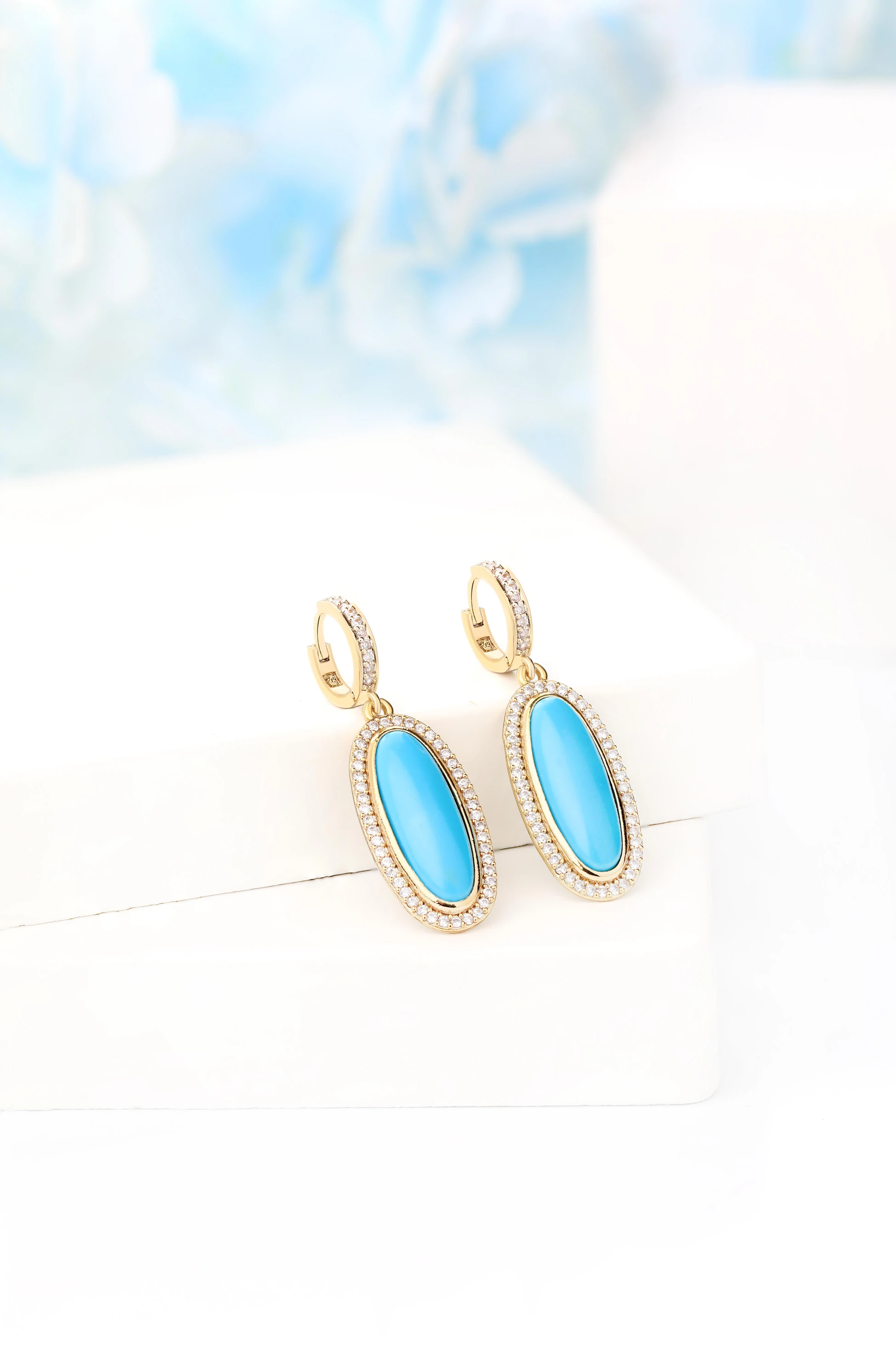 Turkuaz Taşı Küpe