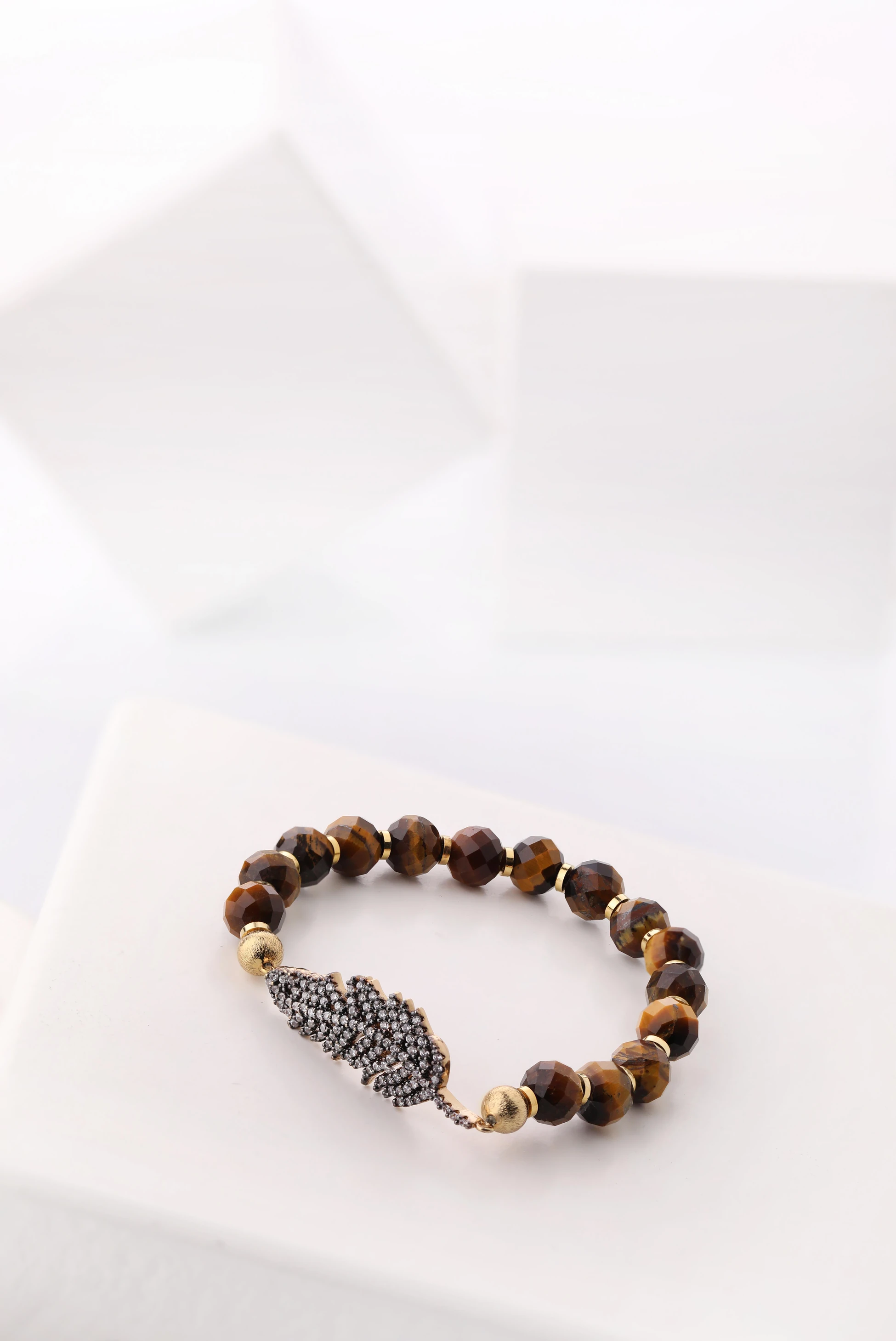 Yapraklı Kaplan Gözü Taşı Bileklik