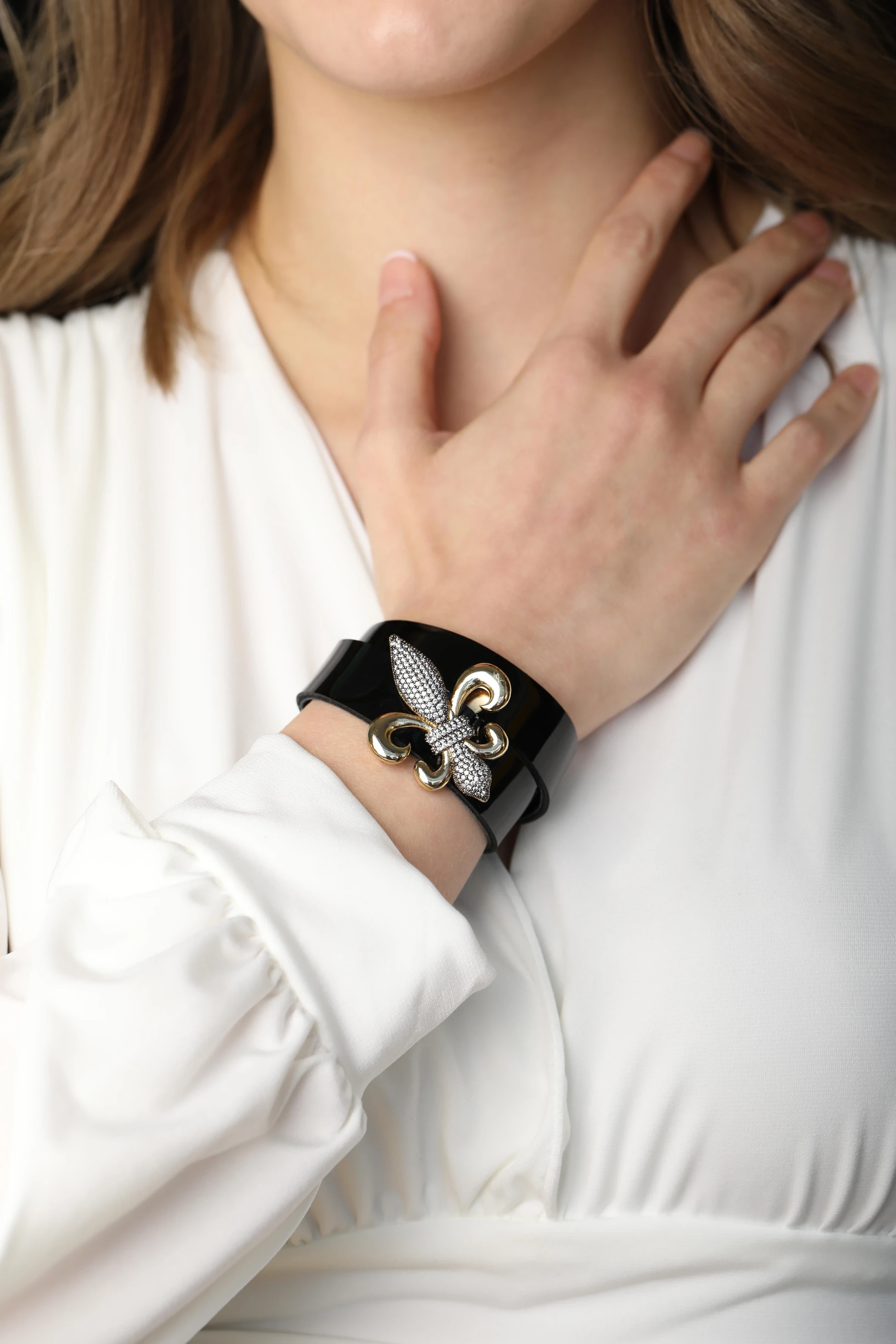 Zambak Rugan Deri Bileklik