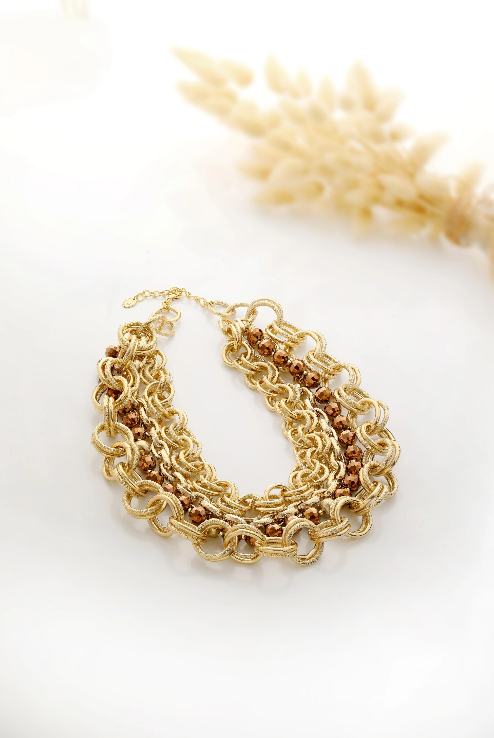 Zincir Detaylı Kristal Kolye